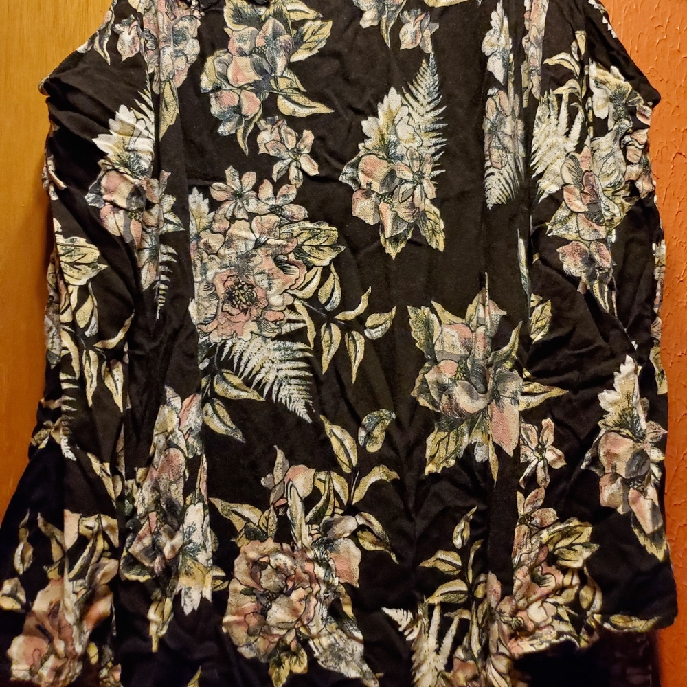Tunic - Picture 3 of 3